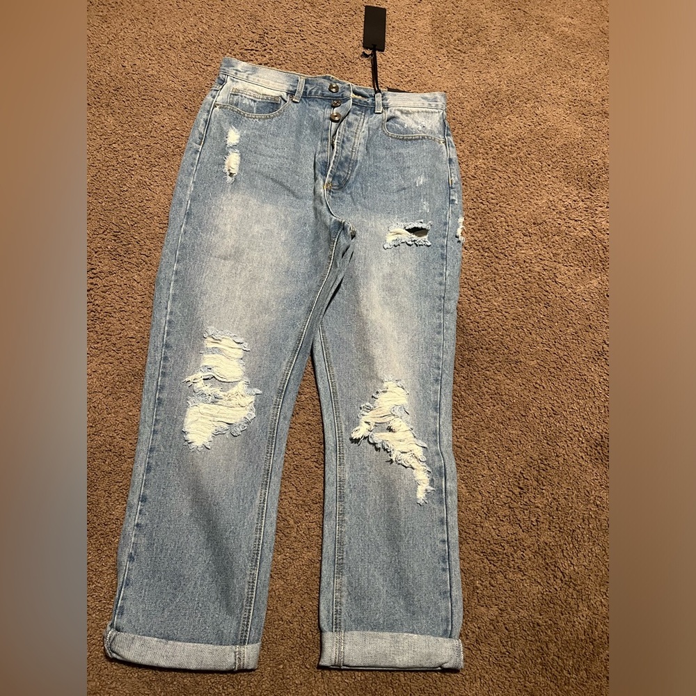 Womens Distressed Light Blue Jeans - Casual Ripped Denim. NEW WITH TAGS